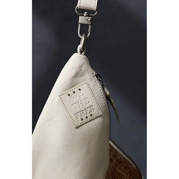 We The Free People Waverly Sling Bag Shoulder Crossbody Purse Ivory White Hobo - Picture 3 of 13
